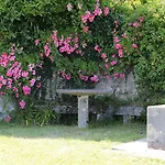 Casas Do Monte De Roques Vila de Punhe
