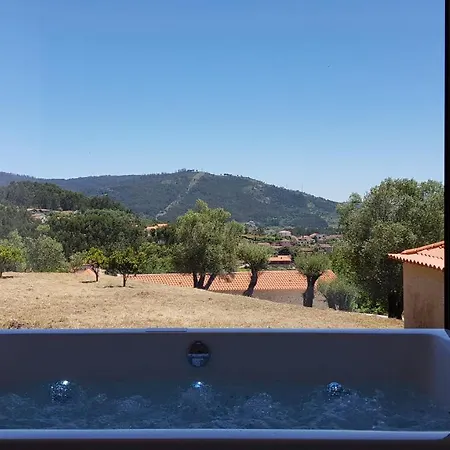 Gospodarstwo agroturystyczne Casas Do Monte De Roques Vila de Punhe