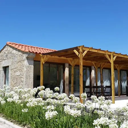 Casas Do Monte De Roques *