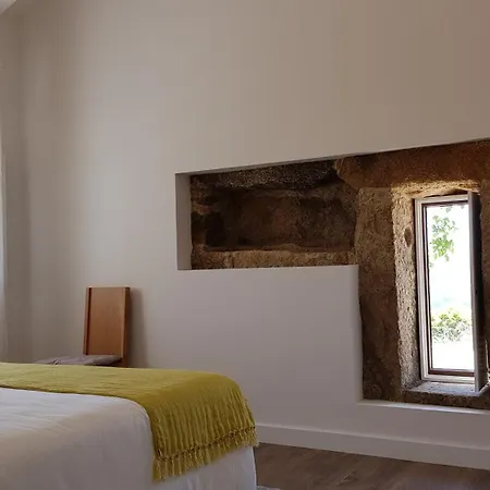 Casas Do Monte De Roques *