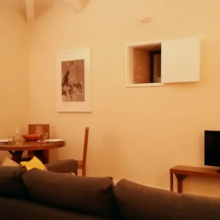 Casas Do Monte De Roques Vila de Punhe