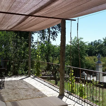 Casas Do Monte De Roques * Vila de Punhe