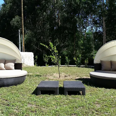 Casas Do Monte De Roques * Vila de Punhe