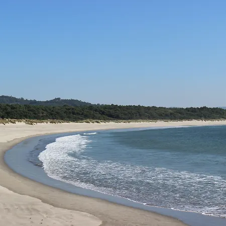 Casas Do Monte De Roques