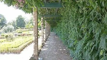 Casas Do Monte De Roques