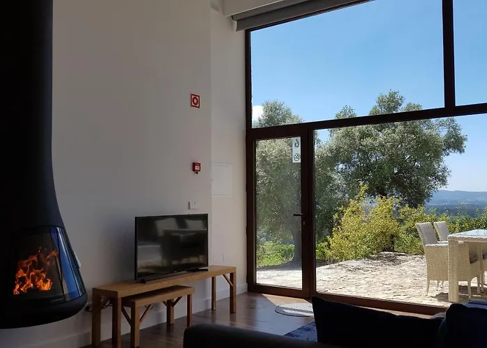 Farm stay Casas Do Monte De Roques