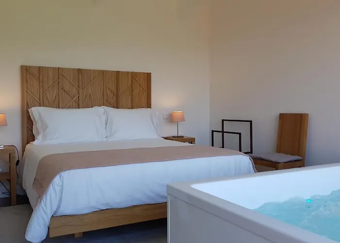 Casas Do Monte De Roques Farm stay