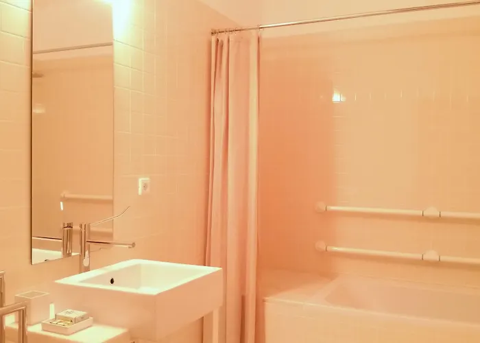 Casas Do Monte De Roques Farm stay Vila de Punhe