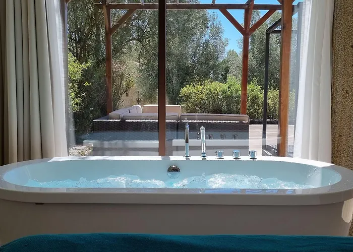 Casas Do Monte De Roques Farm stay