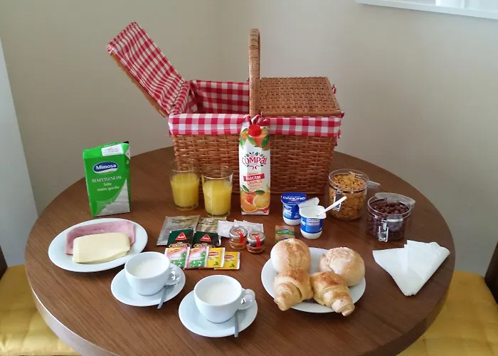 Farm stay Casas Do Monte De Roques