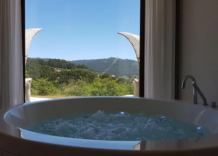 Casas Do Monte De Roques *