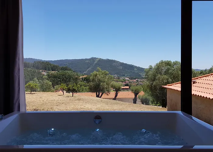 Farm stay Casas Do Monte De Roques